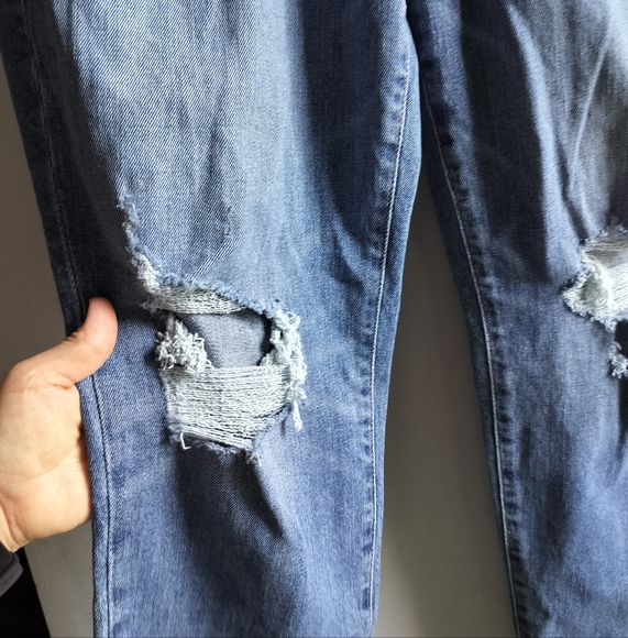 Old Navy jeans - Picture 2 of 6